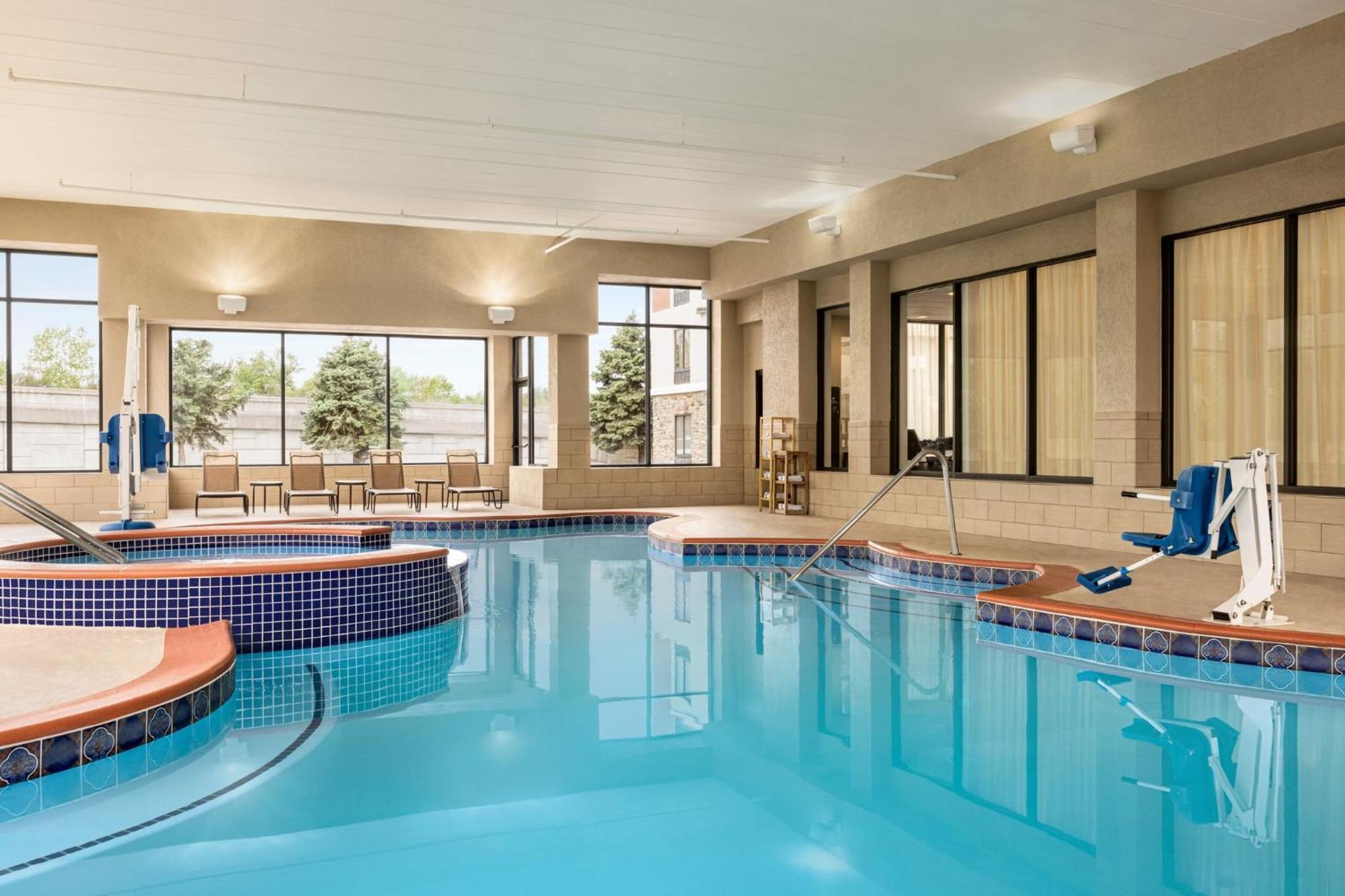 Holiday Inn Express Hotel & Suites Indianapolis W - Airport Area By Ihg Extérieur photo