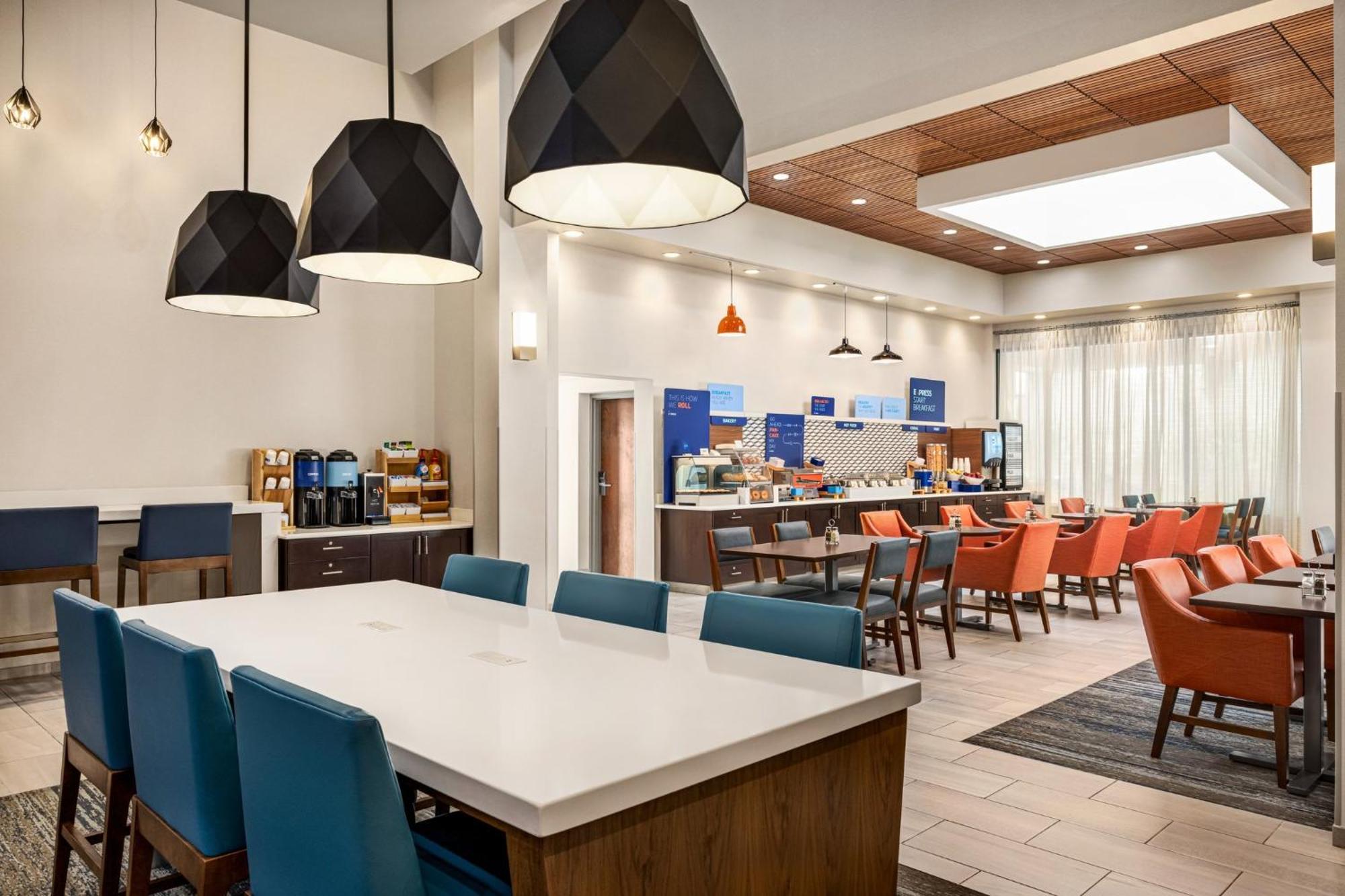 Holiday Inn Express Hotel & Suites Indianapolis W - Airport Area By Ihg Extérieur photo